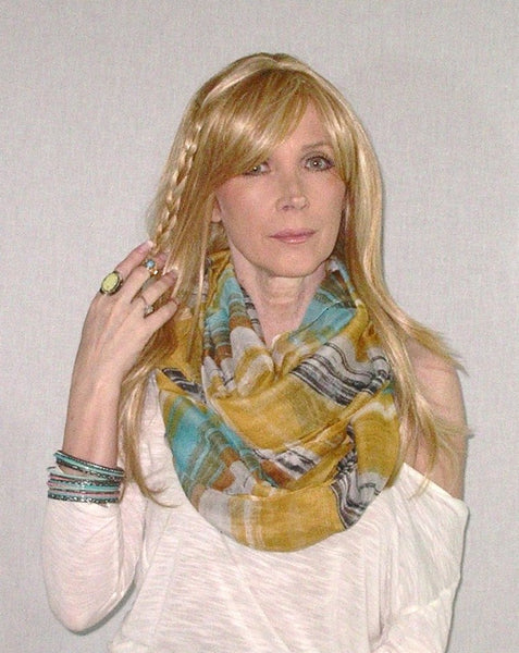 Lightweight Infinity Scarf