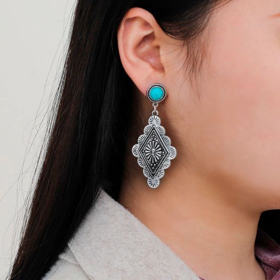 Silver Diamond Shape Earrings