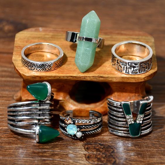 Green Crystal Ring Set